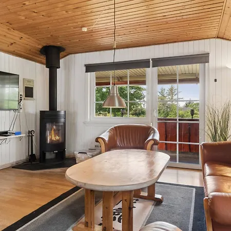 Summer House With Shelter And Water View Hébergement de vacances